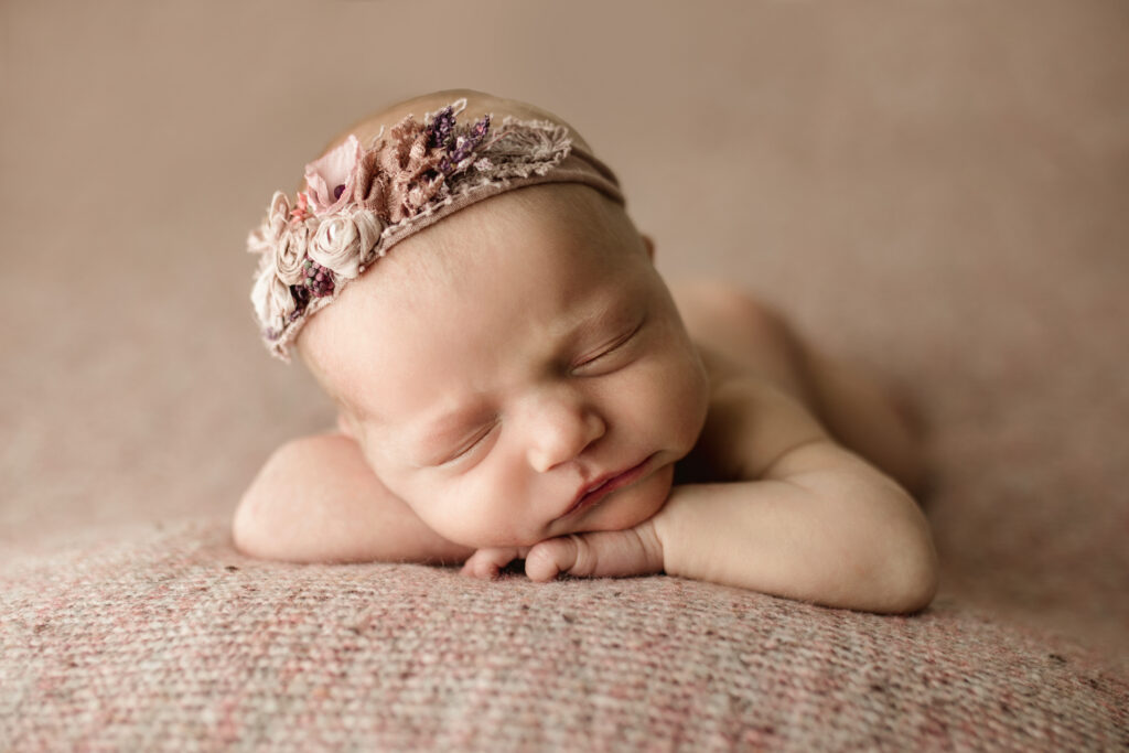 newborn portraits Cedarburg WI, newborn photography Milwaukee WI, newborn baby tips